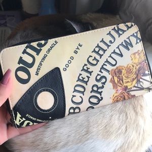 Ouija wallet